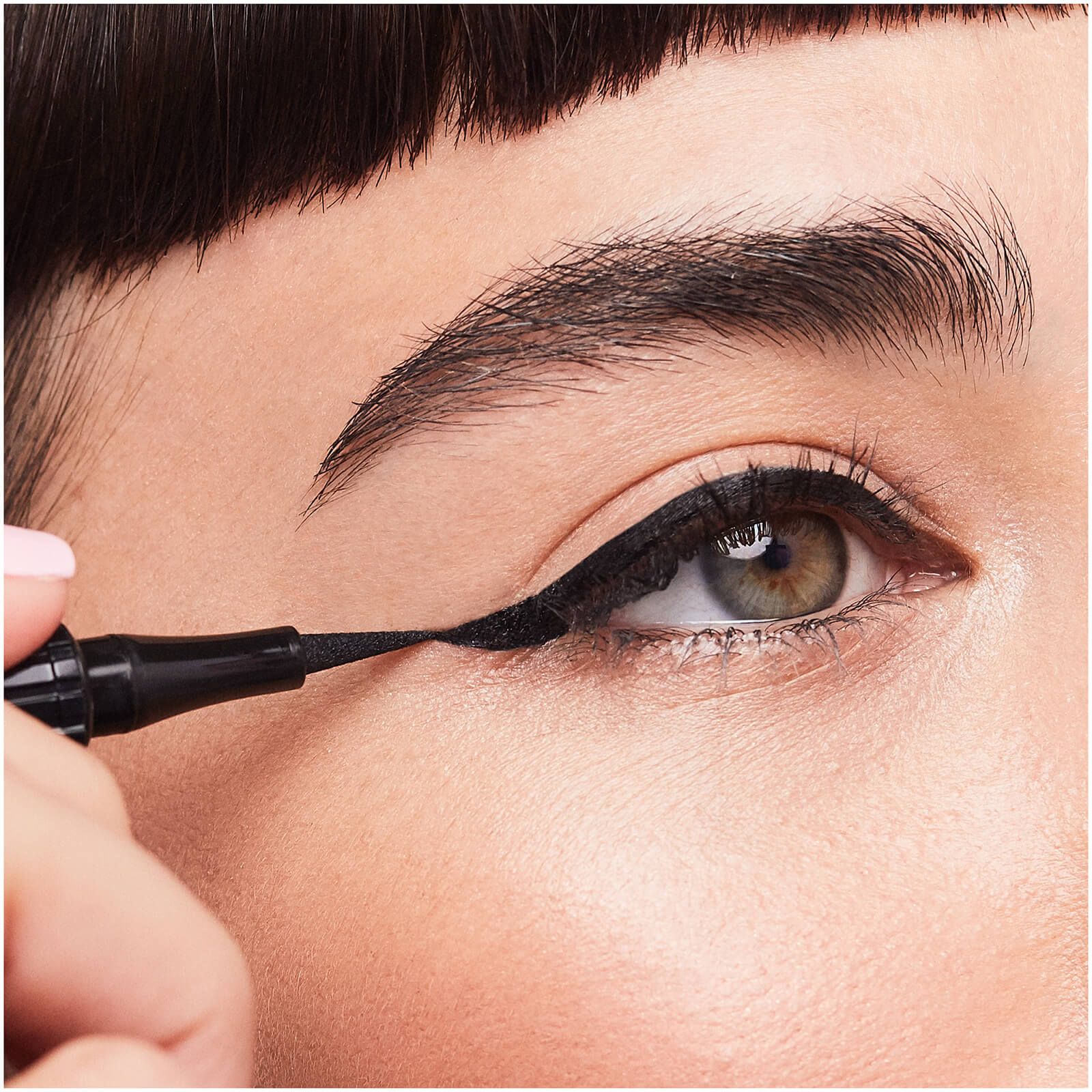Benefit Cosmetics Roller Liner Liquid Eyeliner Irish Beauty Show