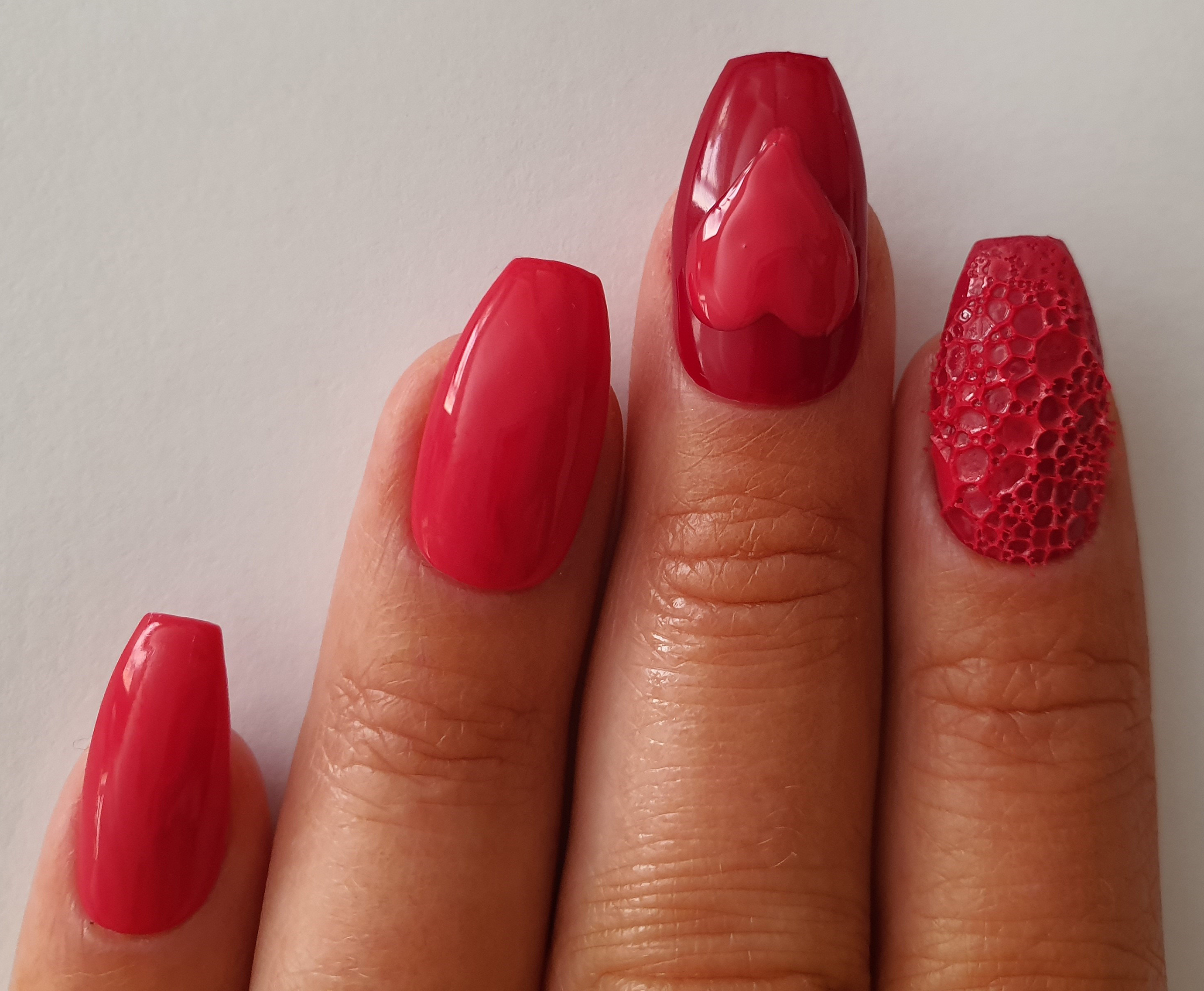 alon System Nail expert Karen Louise's Valentine's-inspired nail art design.