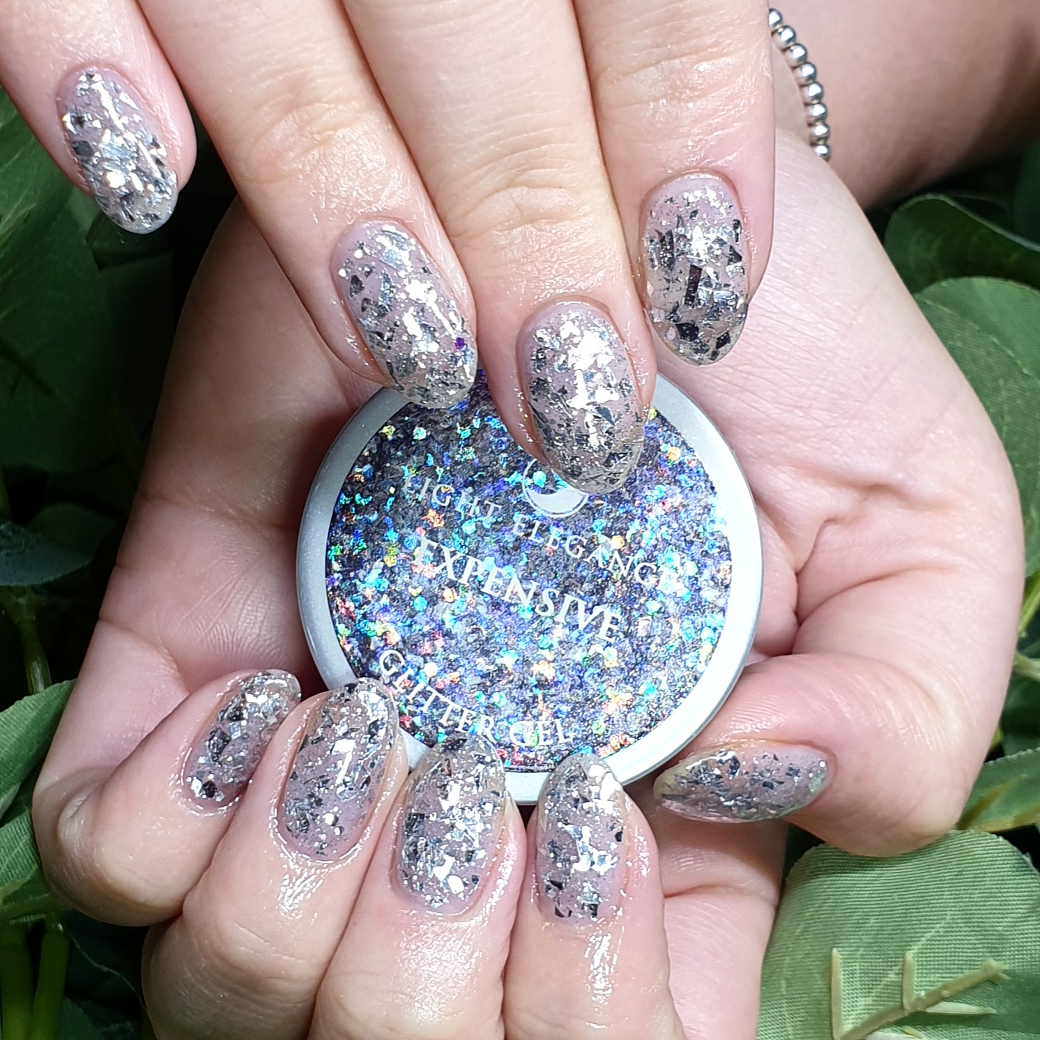 Sarah Spedding Light Elegance Expensive nail gel glitter 