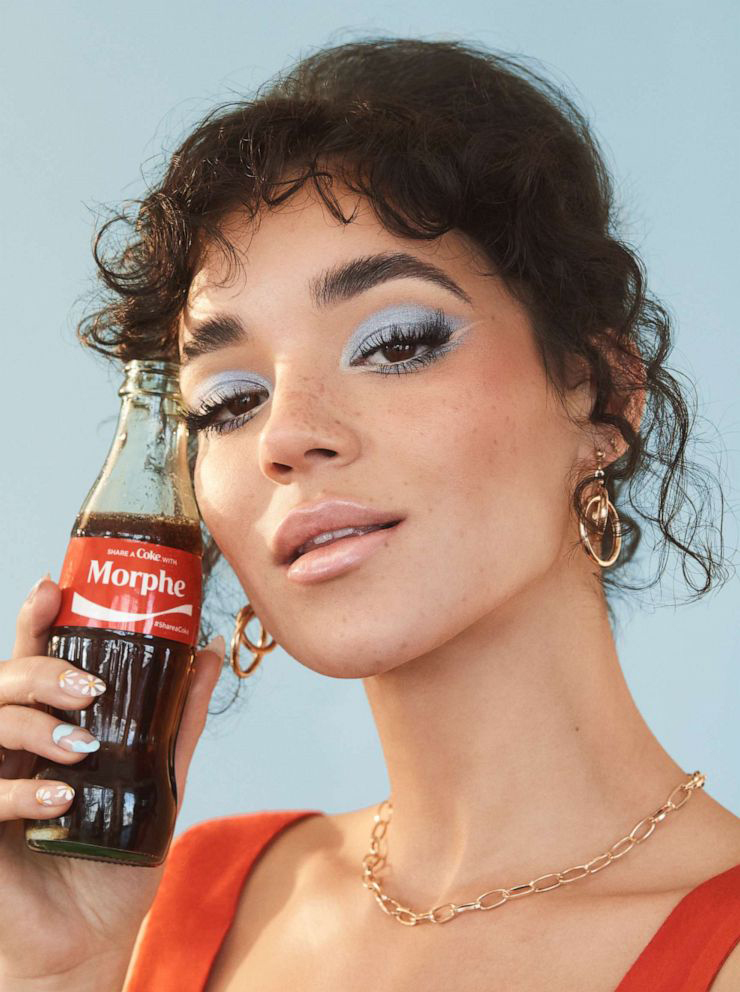 Morphe X  Coca-Cola 1971: The Unity Collection