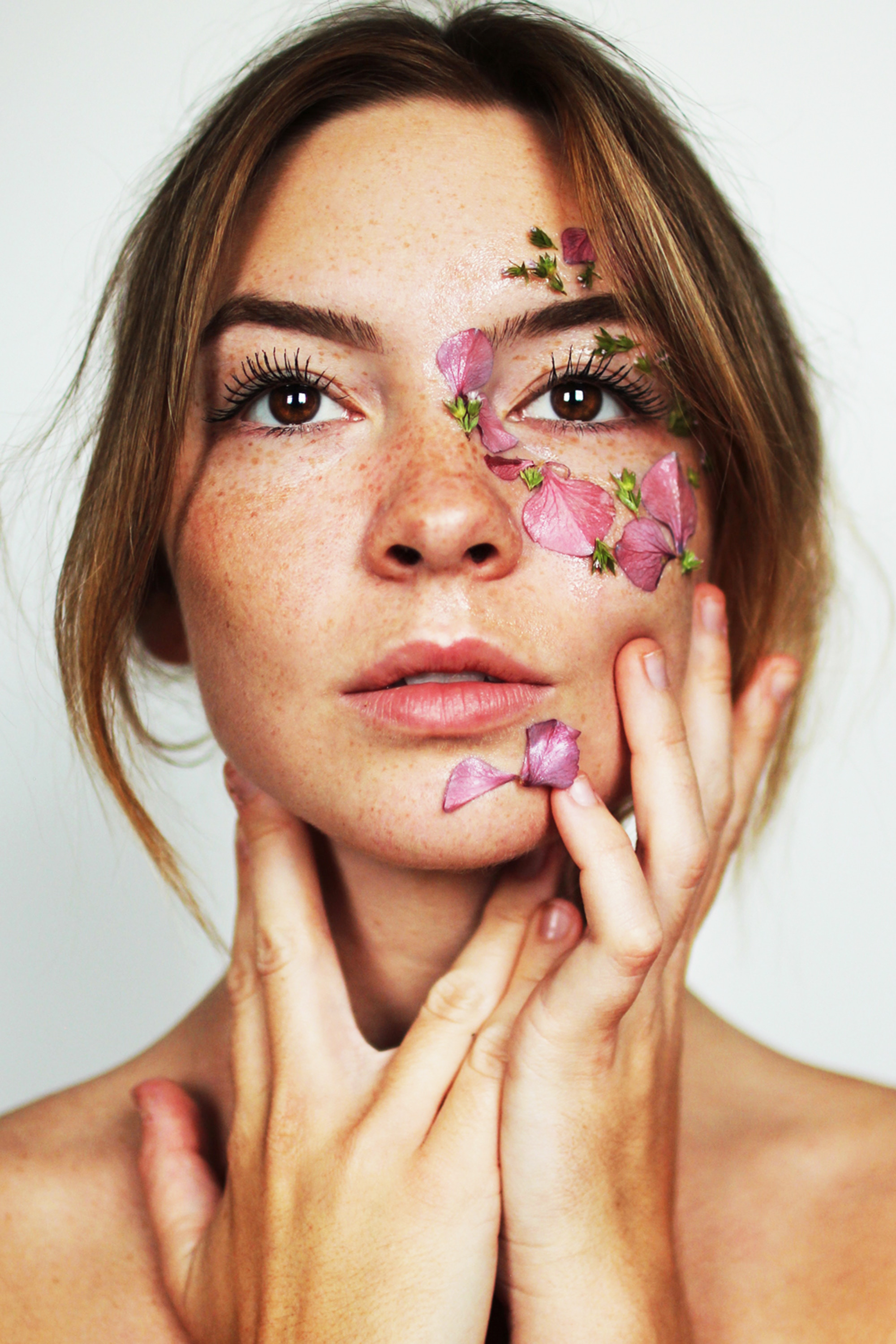 Dr Renaud Flower Power Treatment