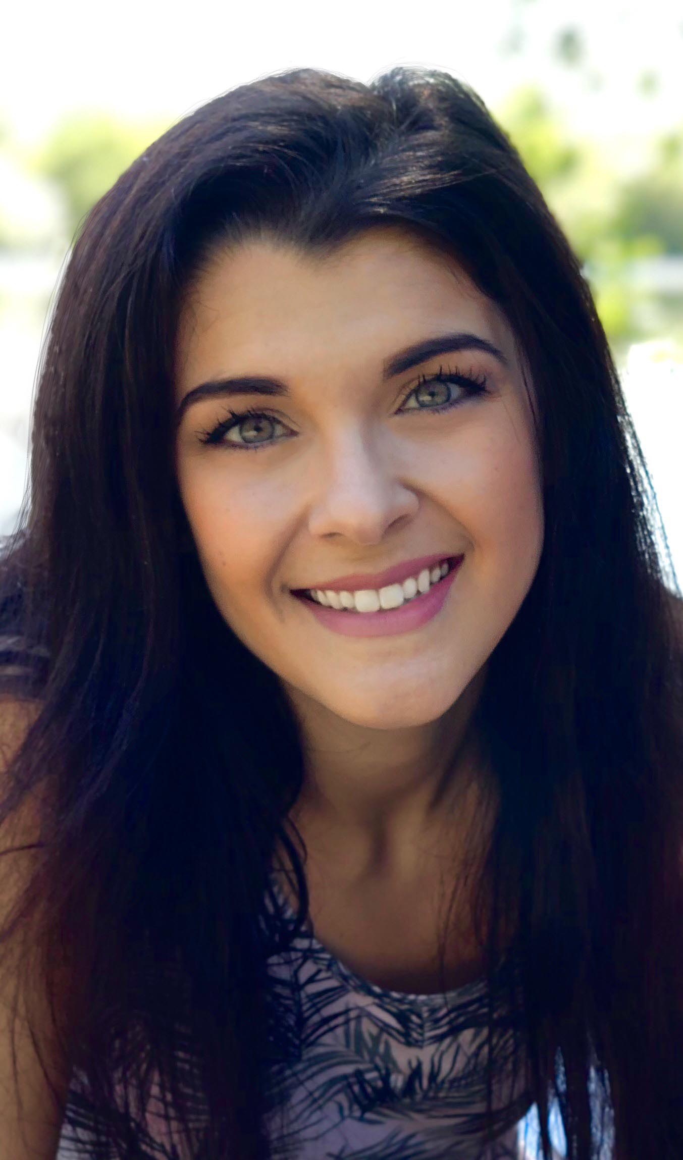 Julie-Anne Larivière.